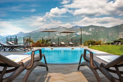 Luxury Villa Photo #2