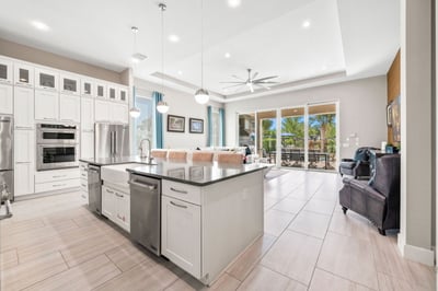 Luxury Villa Photo #19