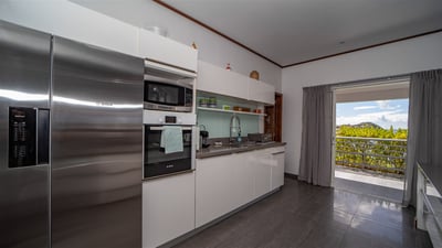 Luxury Villa Photo #25