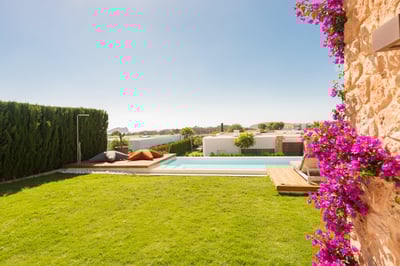 Luxury Villa Photo #51