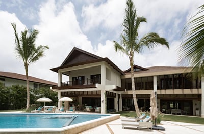 Luxury Villa Photo #5