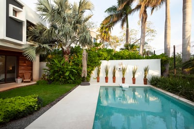Luxury Villa Photo #2