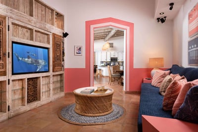 Luxury Villa Photo #18