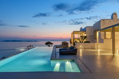 Luxury Villa Photo #9