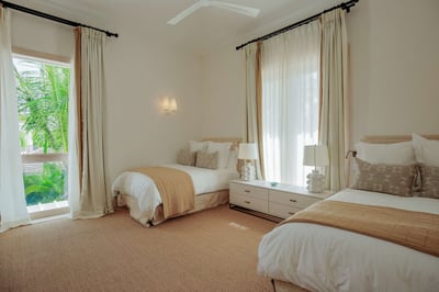 Luxury Villa Photo #36