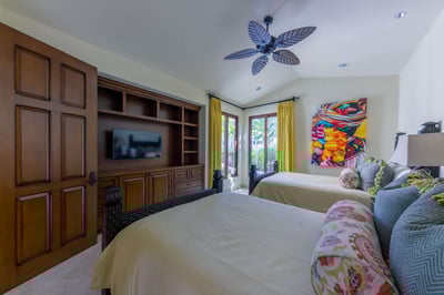 Luxury Villa Photo #52