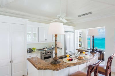 Luxury Villa Photo #2
