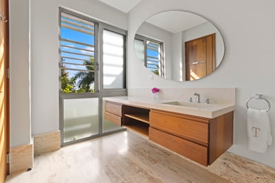 Luxury Villa Photo #50