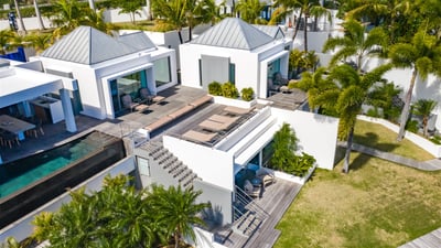 Luxury Villa Photo #8