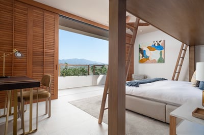 Luxury Villa Photo #21