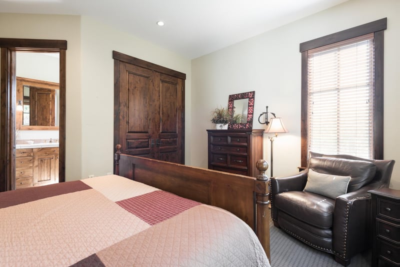 Silver Star 6 BDM Cottage with Spa