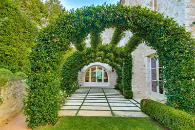 Luxury Villa Photo #10