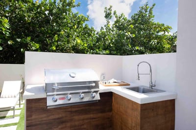 Luxury Villa Photo #10