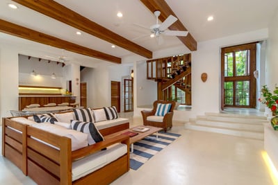 Luxury Villa Photo #7