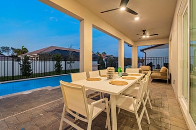 Luxury Villa Photo #7