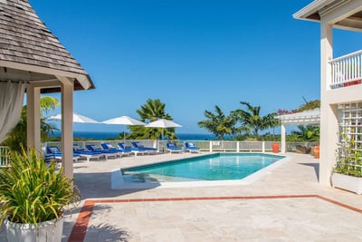 Luxury Villa Photo #2
