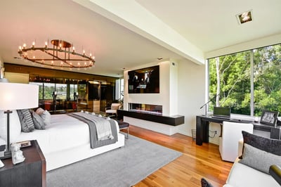 Luxury Villa Photo #32