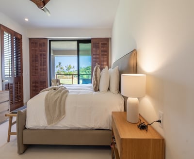 Luxury Villa Photo #14