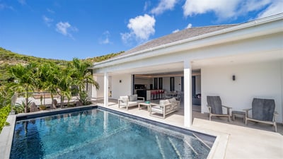 Pool & Terrace