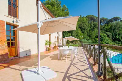 Luxury Villa Photo #6
