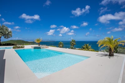 Luxury Villa Photo #7