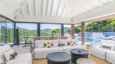 Luxury Villa Photo #31