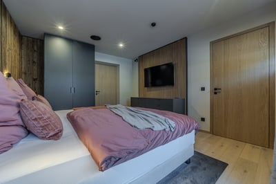 Luxury Villa Photo #48