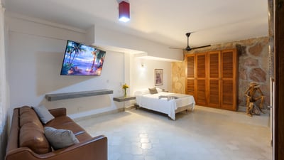 Luxury Villa Photo #30