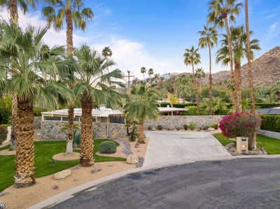 Luxury Villa Photo #37