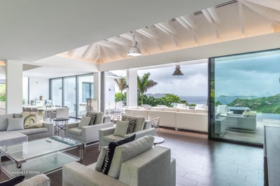 Luxury Villa Photo #16