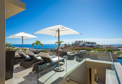 Luxury Villa Photo #2