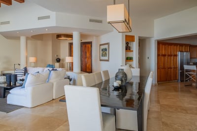 Luxury Villa Photo #21