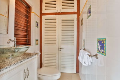 Luxury Villa Photo #18
