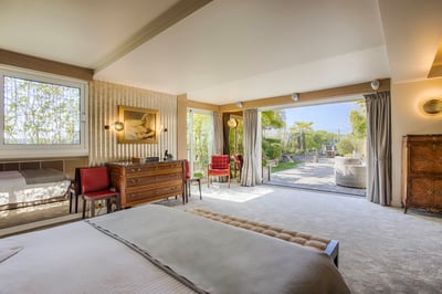 Luxury Villa Photo #14