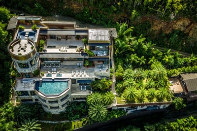 Luxury Villa Photo #5