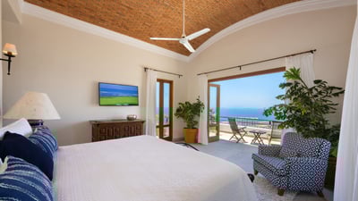 Luxury Villa Photo #27