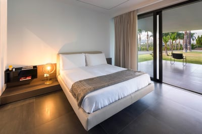 Luxury Villa Photo #63