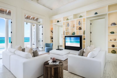 Luxury Villa Photo #6