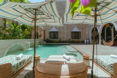 Luxury Villa Photo #2
