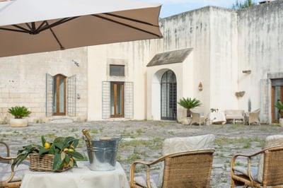 Luxury Villa Photo #23