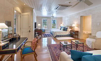 Luxury Villa Photo #10