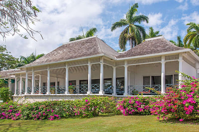 Luxury Villa Photo #4