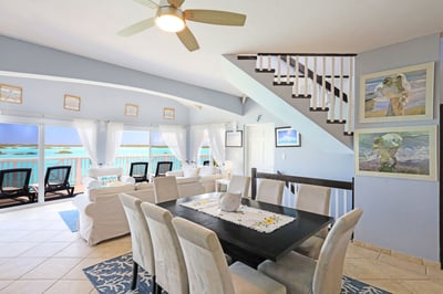 Luxury Villa Photo #24