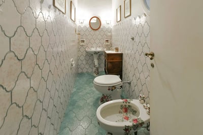 Luxury Villa Photo #23