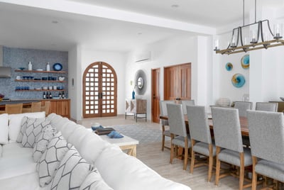 Luxury Villa Photo #13