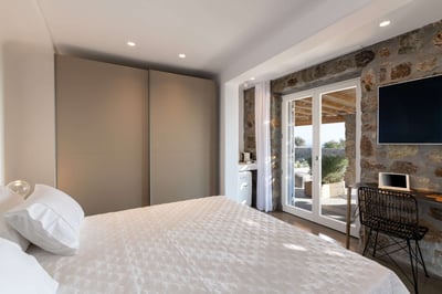 Luxury Villa Photo #31