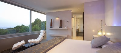 Luxury Villa Photo #23