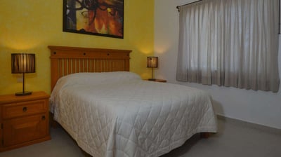 Luxury Villa Photo #37