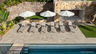 Luxury Villa Photo #21