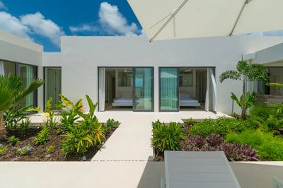 Luxury Villa Photo #8